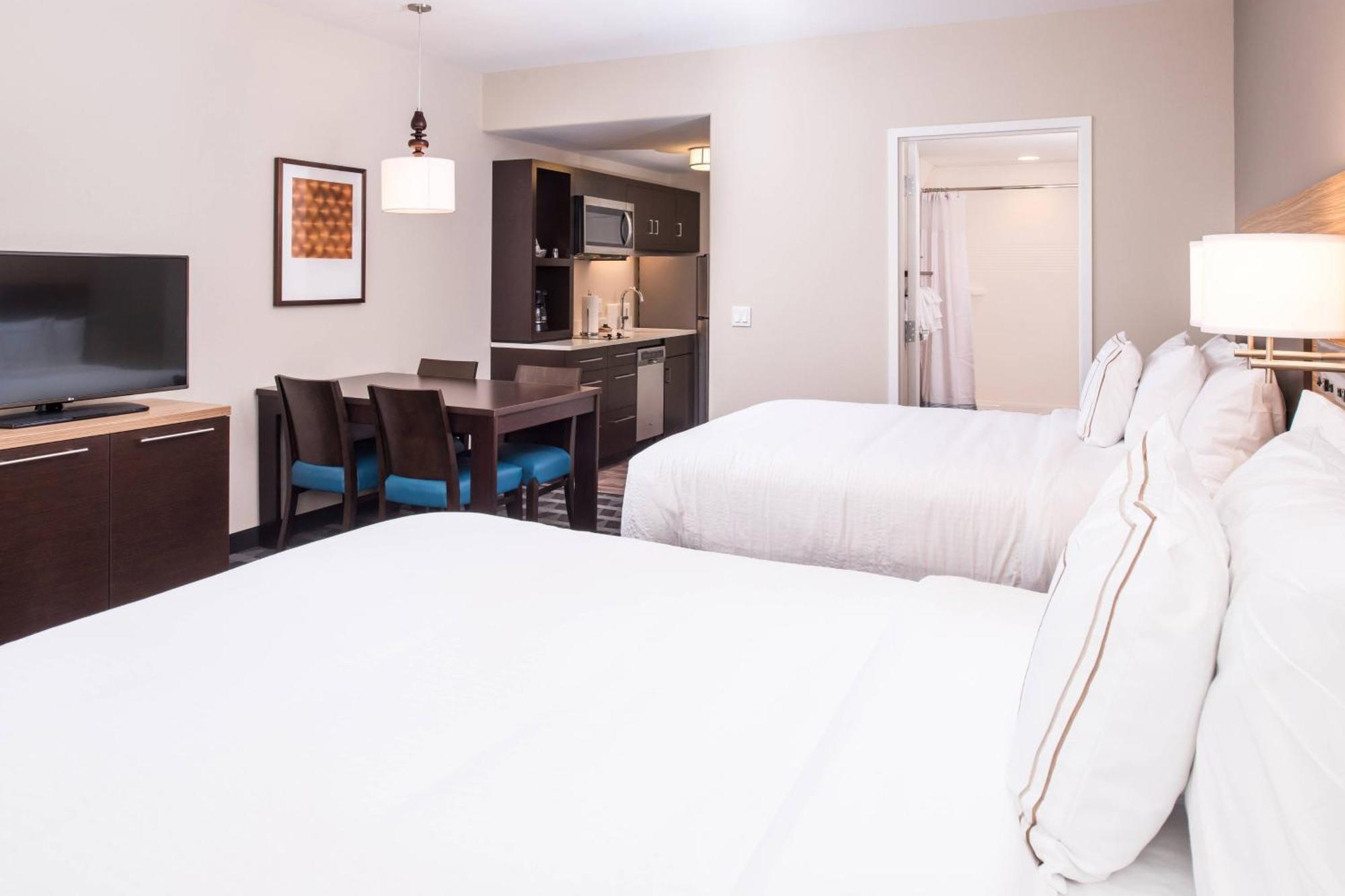Towneplace Suites By Marriott Merced Bagian luar foto