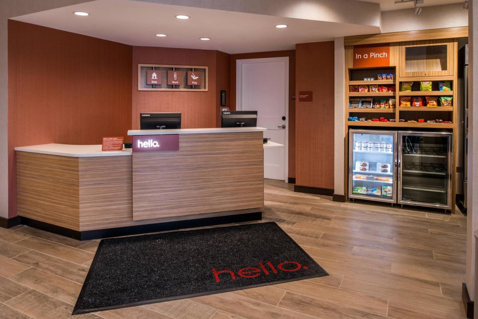 Towneplace Suites By Marriott Merced Bagian luar foto